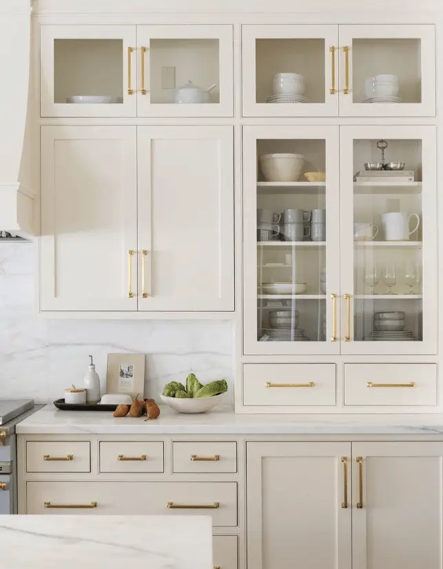 Benjamin Moore Paint Color Swiss Coffee