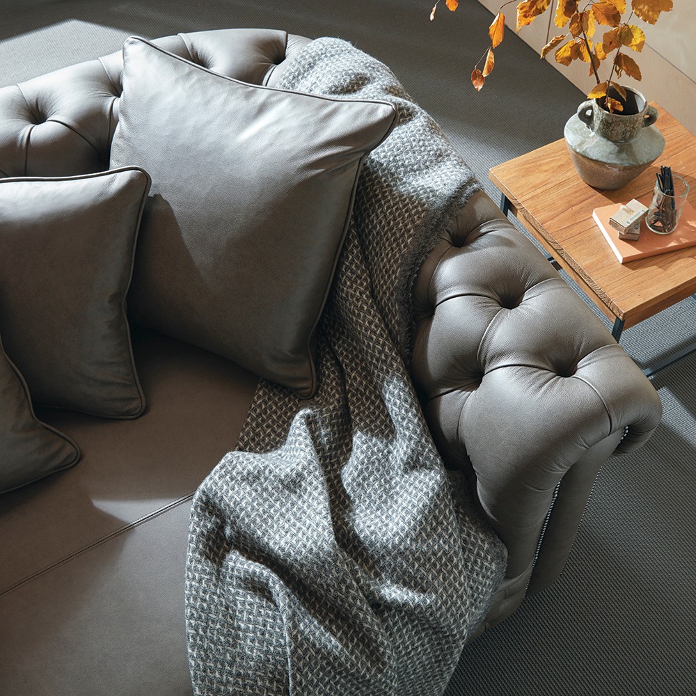 Charcoal Sofa Living Room Ideas 18