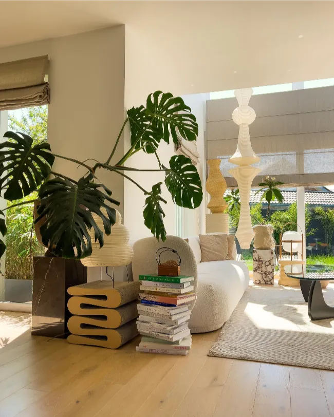 Cozy Mid century modern living room 18