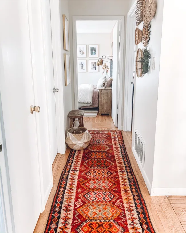 Tiny Hallway For Small Spaces 20