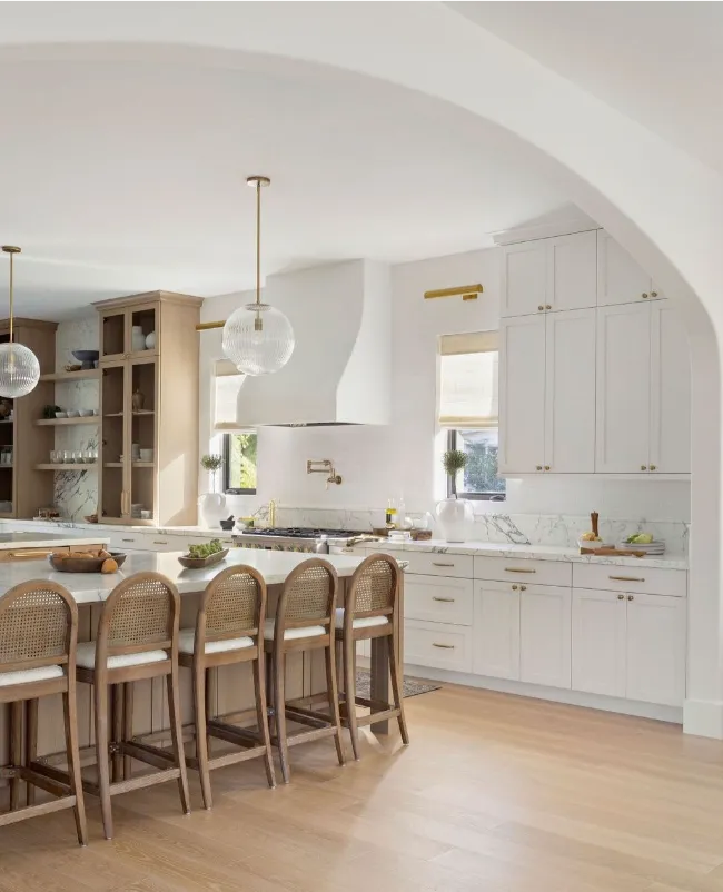 White Marble Kitchen Countertops 16