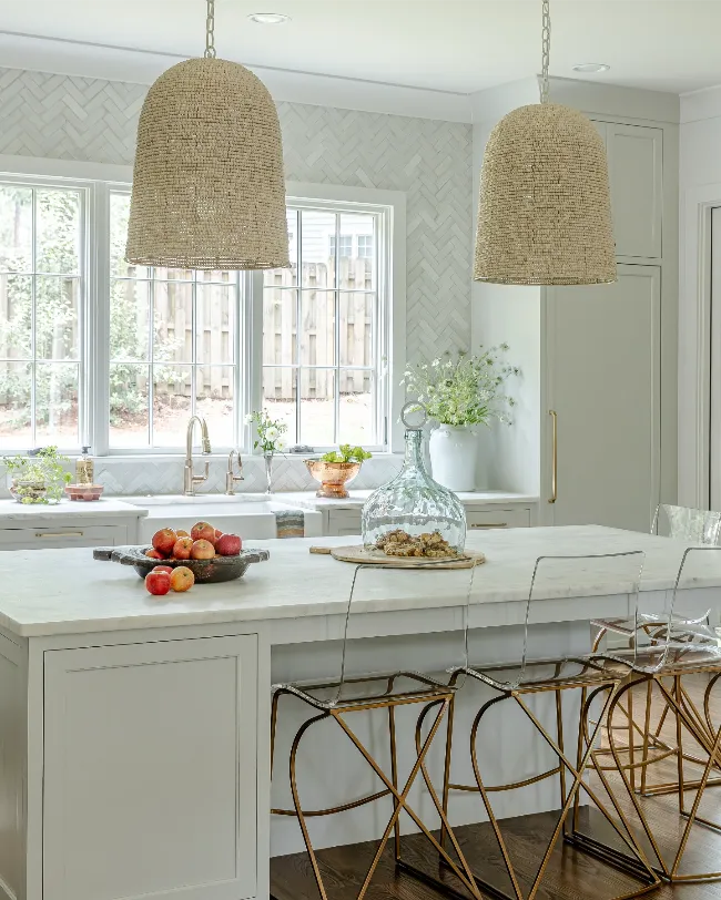 White Marble Kitchen Countertops 2