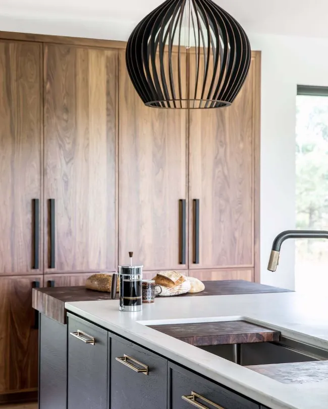 White Marble Kitchen Countertops 8