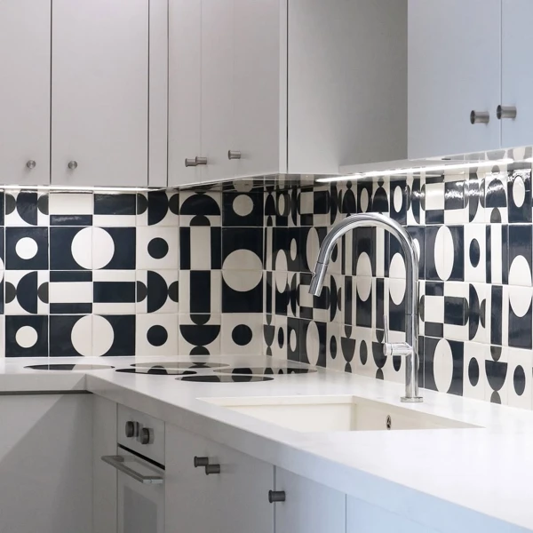 Dynamic Patterned Backsplash