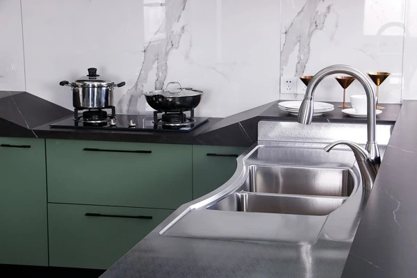 Mastering Modern with Stainless Steel