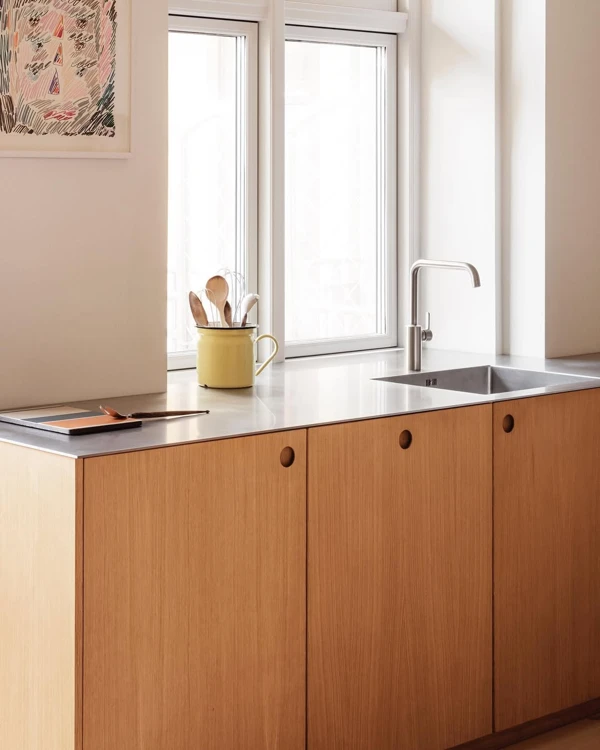 The Modern Chef's Canvas: Embracing Stainless Steel's Sleek Appeal