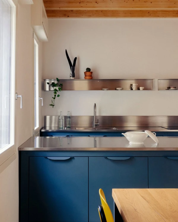 The Gleaming Workhorse: Stainless Steel's Modern Edge
