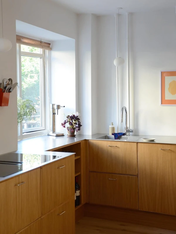 Sleek & Strong: The Enduring Appeal of Stainless Steel