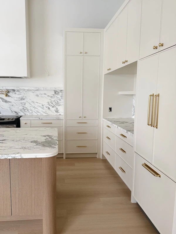 Earthy Stone Backsplash Charm