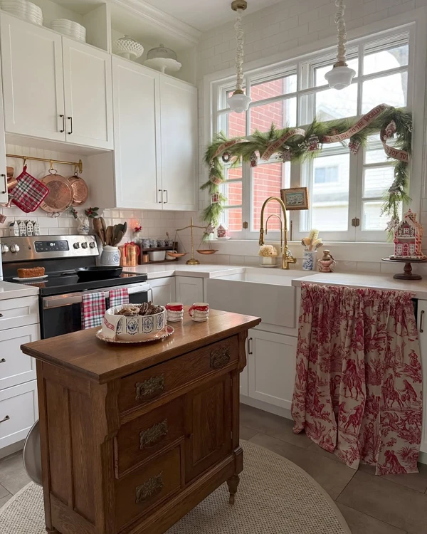 Cozy Gingerbread Cottage Feel