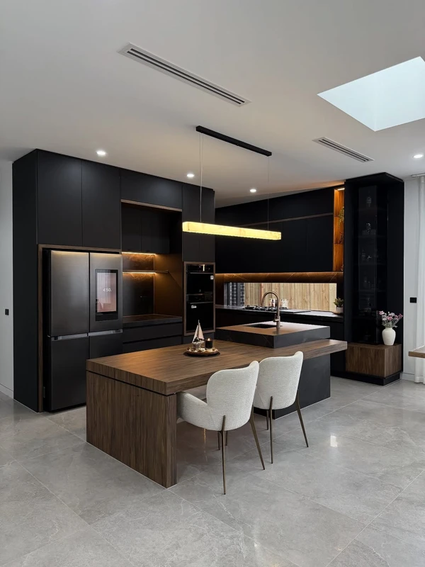 Glamorous Gold & Black Dining Nook