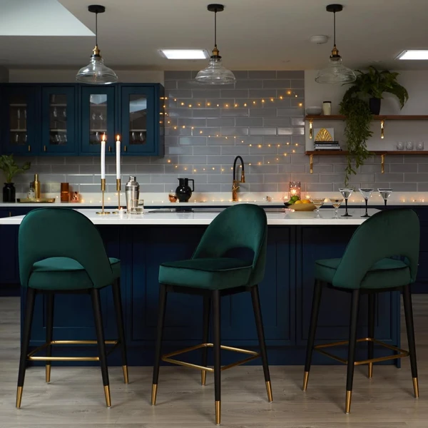 Gleaming New Year Kitchen Accents