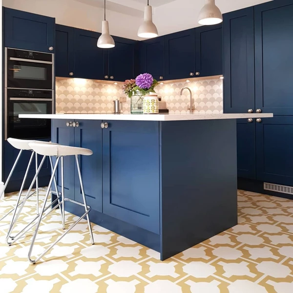 dark blue kitchen ideas