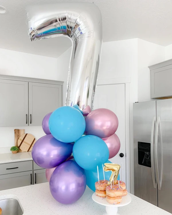 Kitchen Balloon Garland Ideas