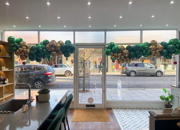 Kitchen Balloon Garland Ideas