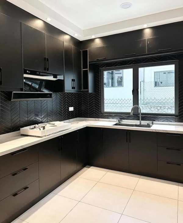 Chevron Tiles Define Modern Luxury