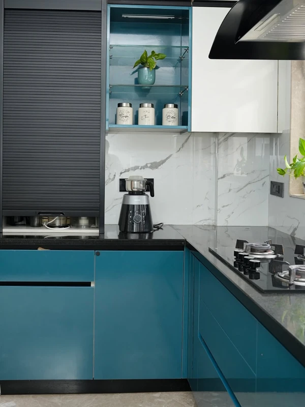 black kitchen countertops