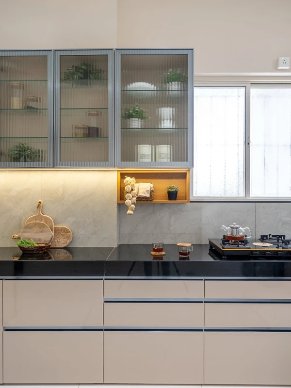 black kitchen countertops