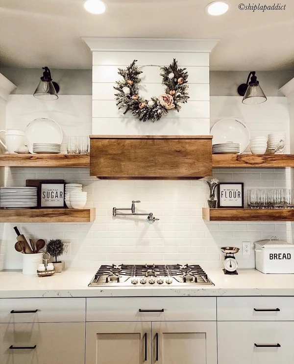 white farmhouse kitchen