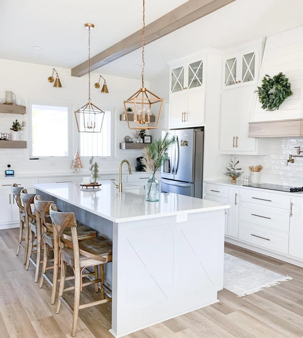 white farmhouse kitchen