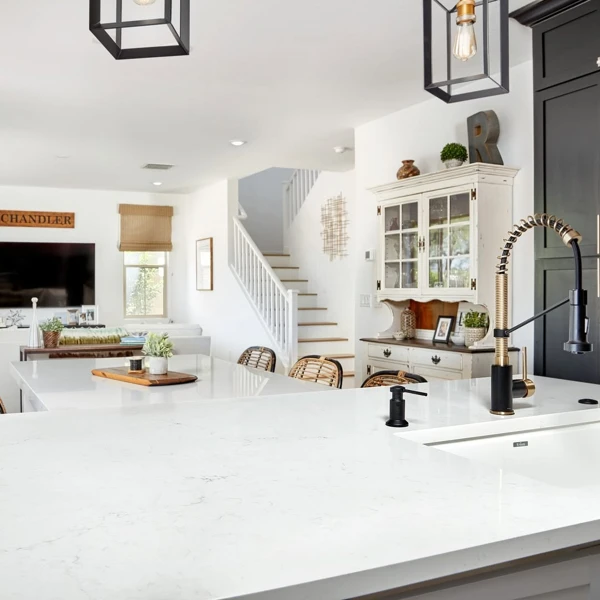white quartz kitchen countertop
