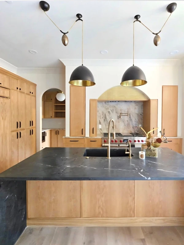 White Oak Black Kitchen Ideas